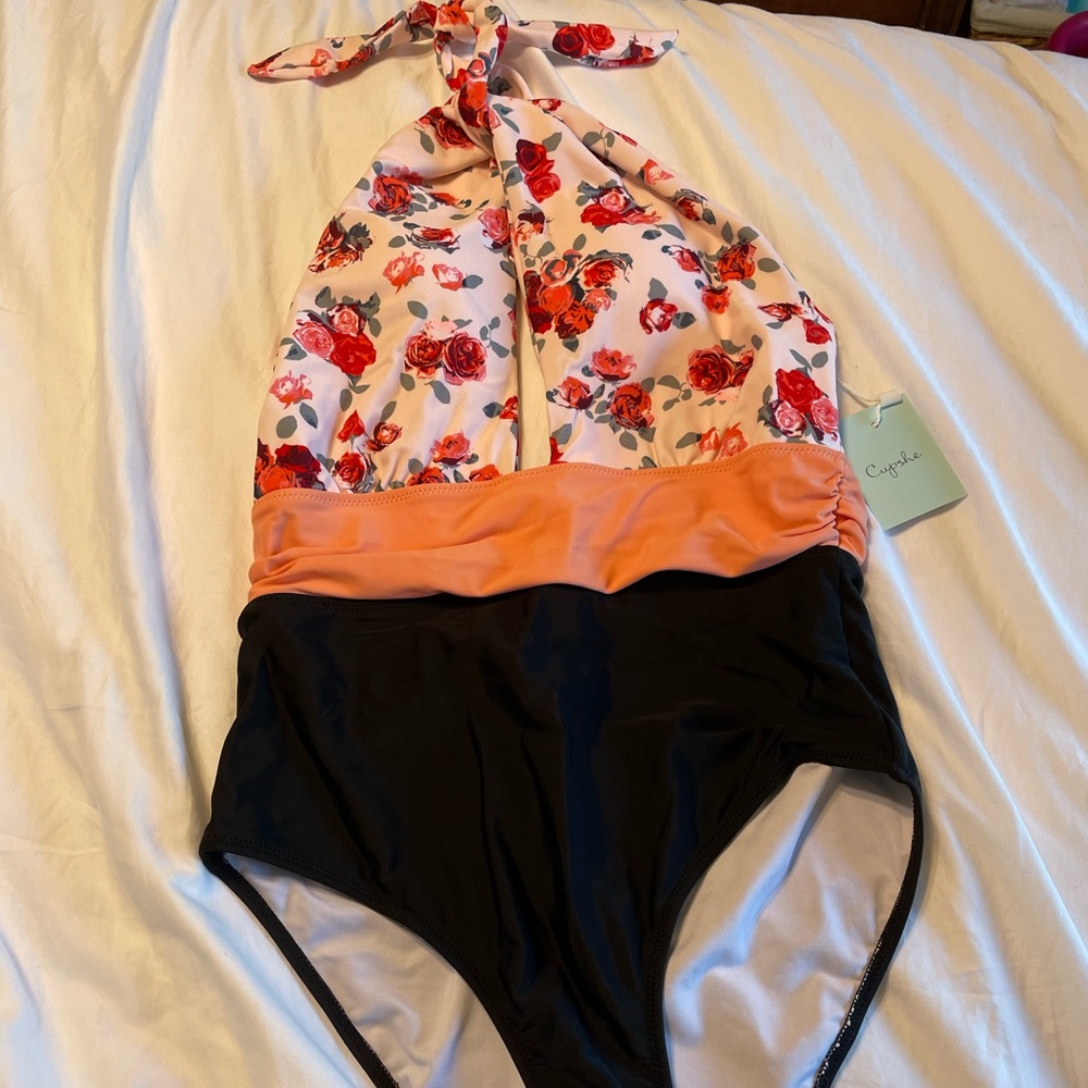 Cupshe Medium One-Piece Pink and Black Print Swimsuit New